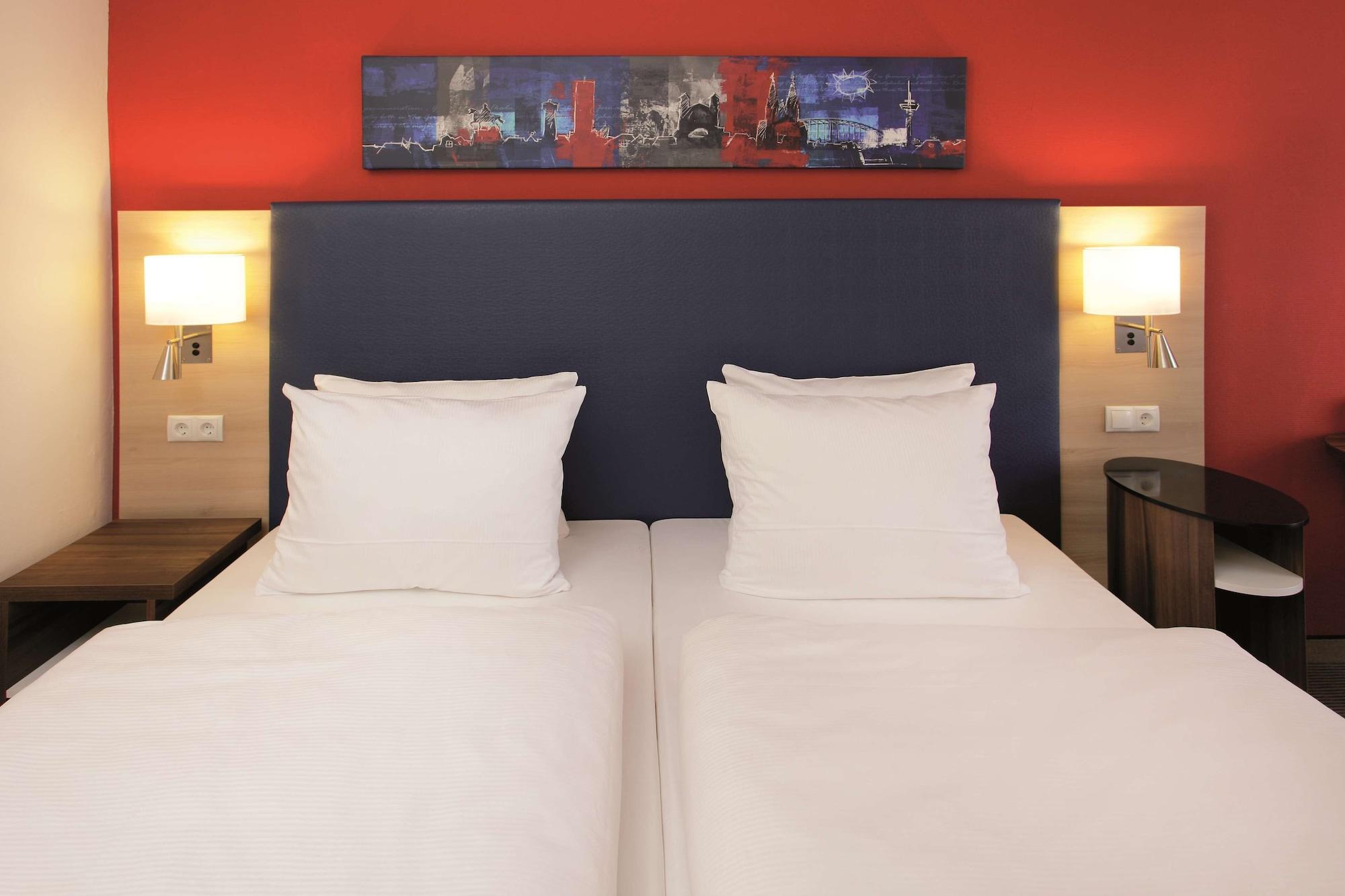 H+ Koeln Hotel