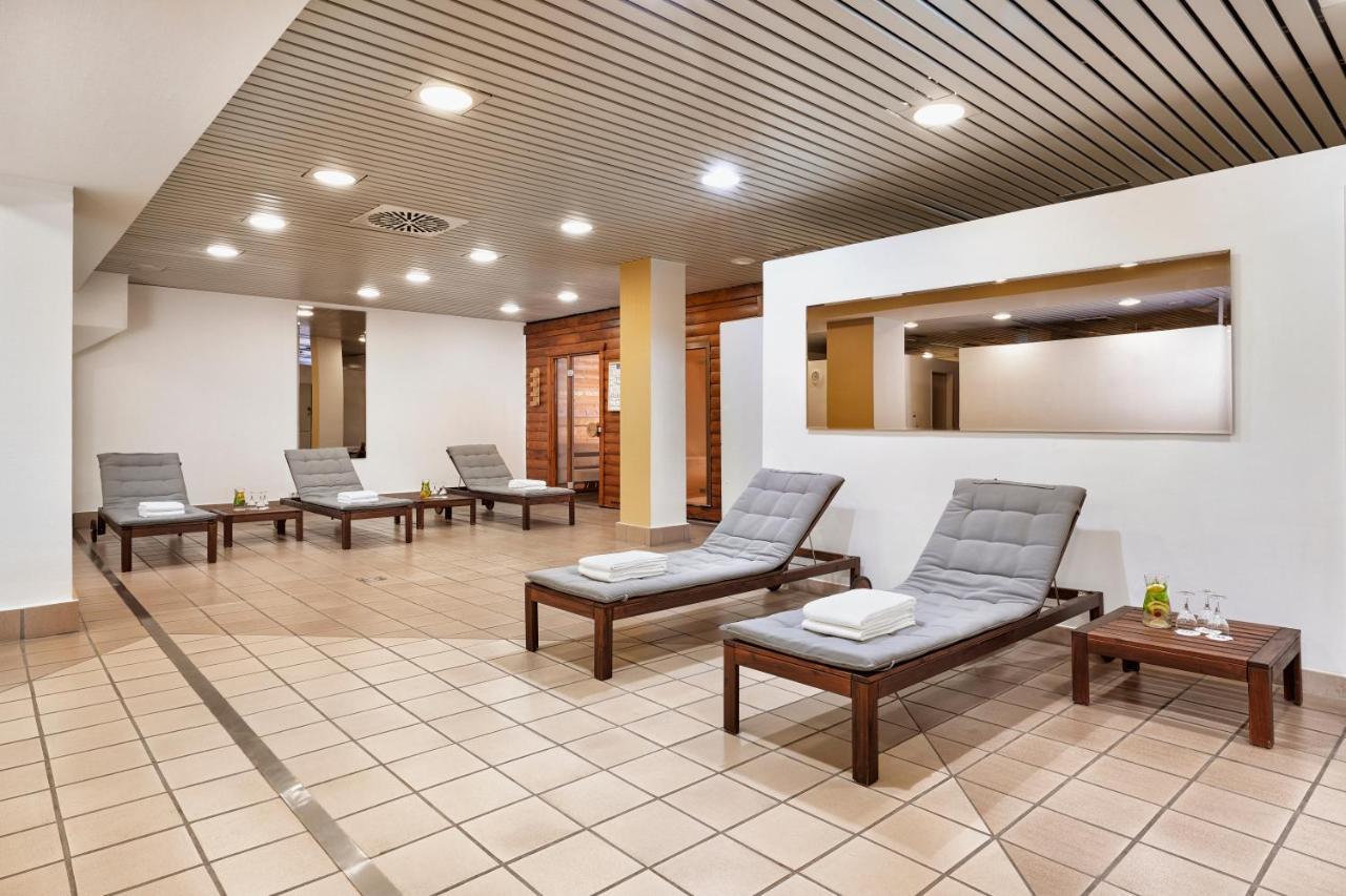 H+ Koeln Hotel