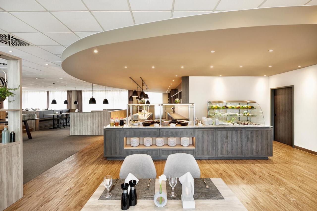 H+ Koeln Hotel 4*