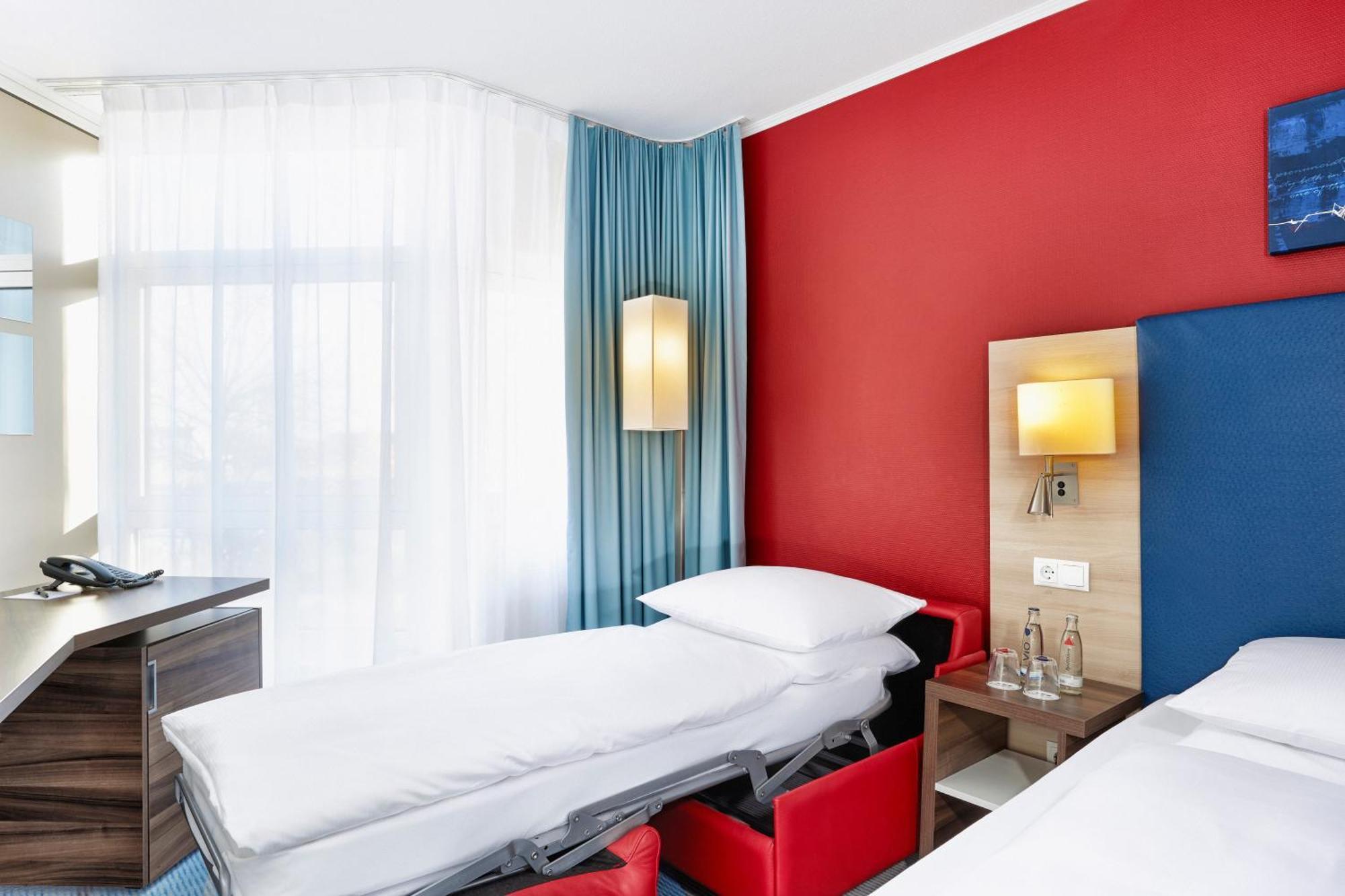 H+ Koeln 4*