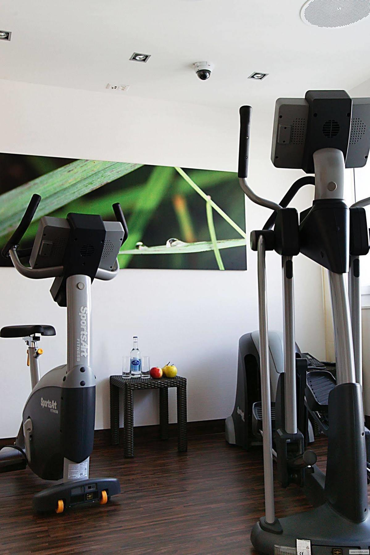 Hotel H+ Koeln 4*